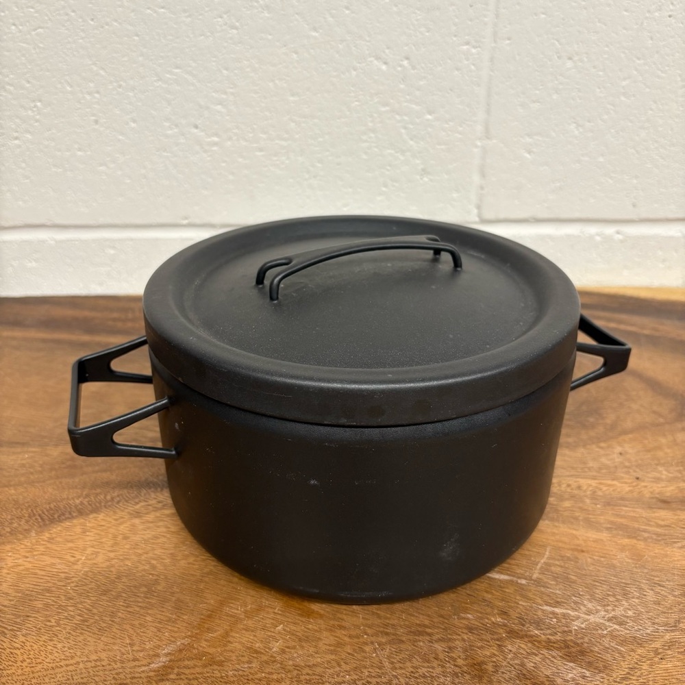 Arabia Finel Cast Iron Enamel Matte Black Dutch Oven Pot by Seppo Mallat